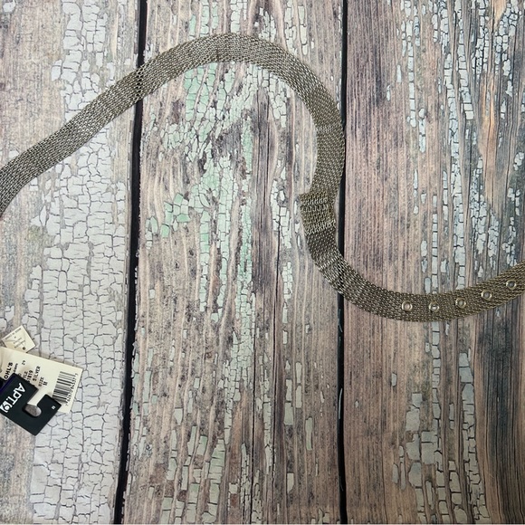 Metal silver colored apt 9 Womens belt Size M - NWT. - Picture 6 of 6